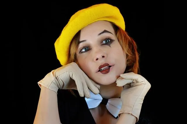 Spectacle de cirque sous chapiteau, art que Youri Nikouline a pratique pendant plus de 30 ans