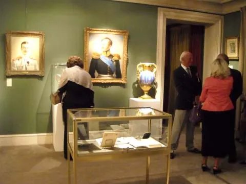 Objets Fabergé exposés à la Galerie Didier Aaron à Paris